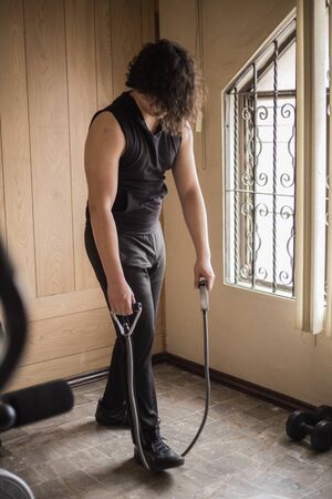 How to Select the Best Resistance Bands & Weights for Your Physiotherapy Needs